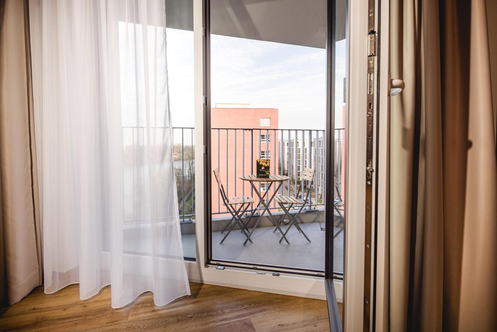 Aparthotel Rioca Hafeninsel Posto 8 Offenbach del Meno Exterior foto